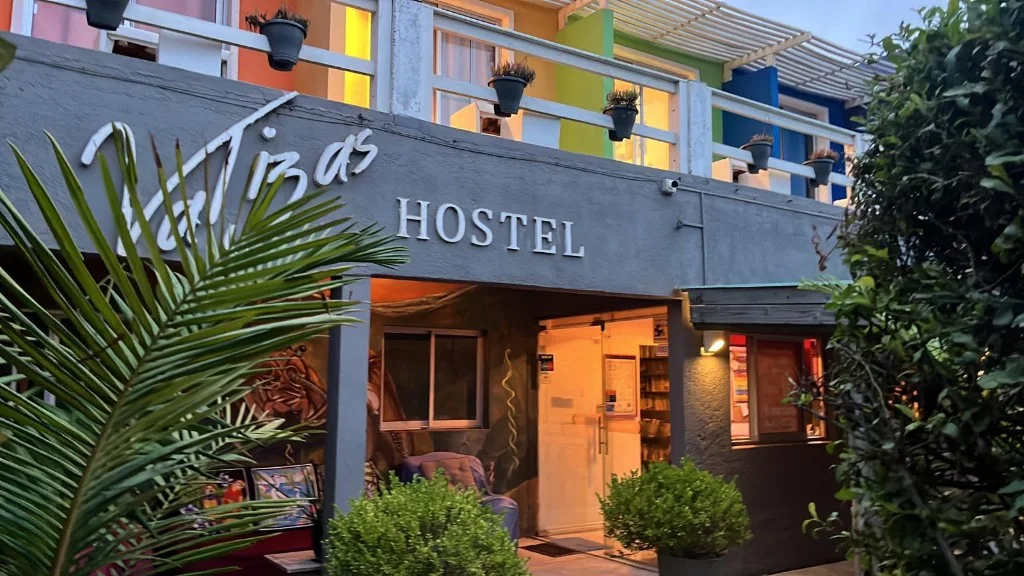 Valizas Hostel de noche